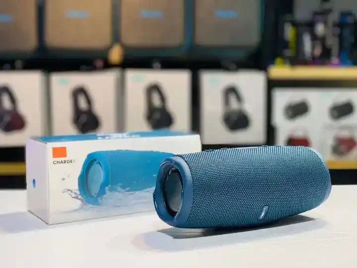 Charce5 Wireless Music Handsfree Calling Speaker Mini Tws Speaker Portable Radio BT Bass 3D STEREO Speaker