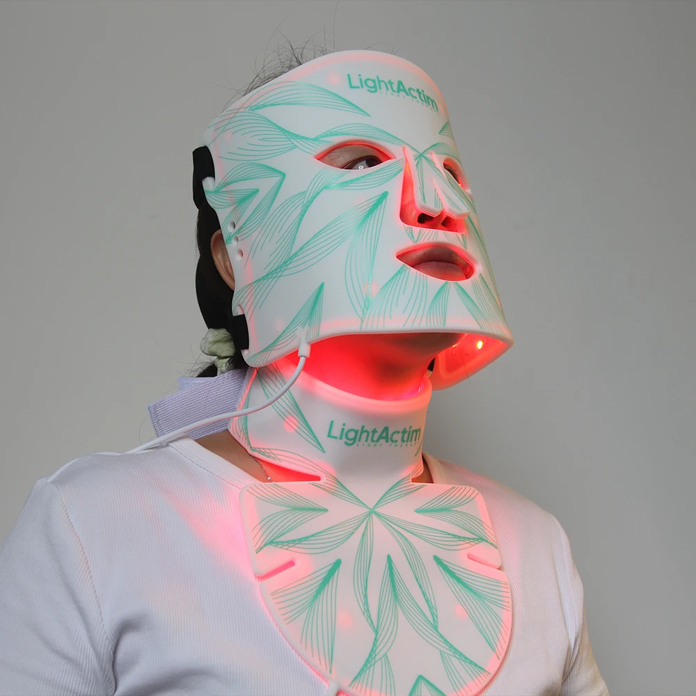 NEW Portable Red and nir silicone female mask oil control soft Currentbody flexible facial mask improve roughness and dullness