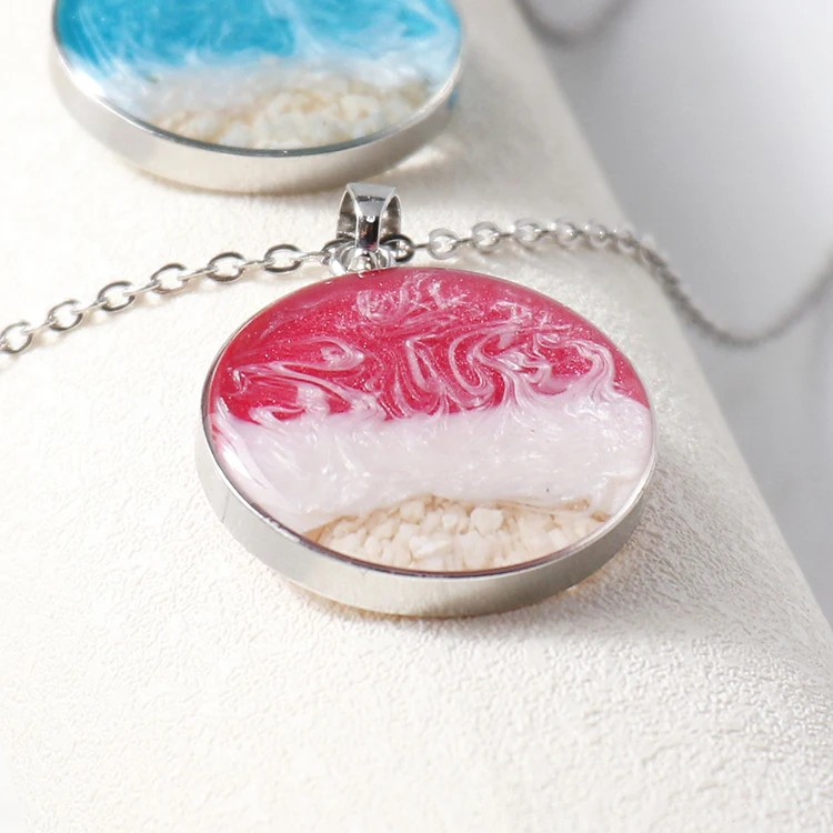 Handmade Round Ocean Resin Necklace Jewelry Wave Pendant Necklace with Stainless Steel Link Chain