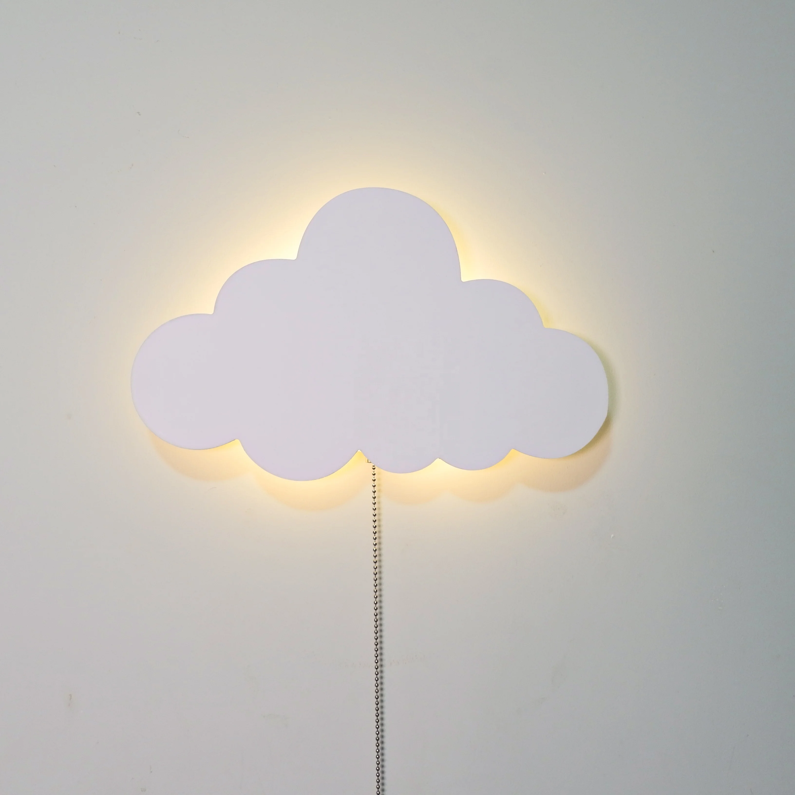 Hot White Cloud Wall Light For Kids Room Nursery Wall Decor With LED Light Battery Operated Pull Cord Custom Design Acceptable