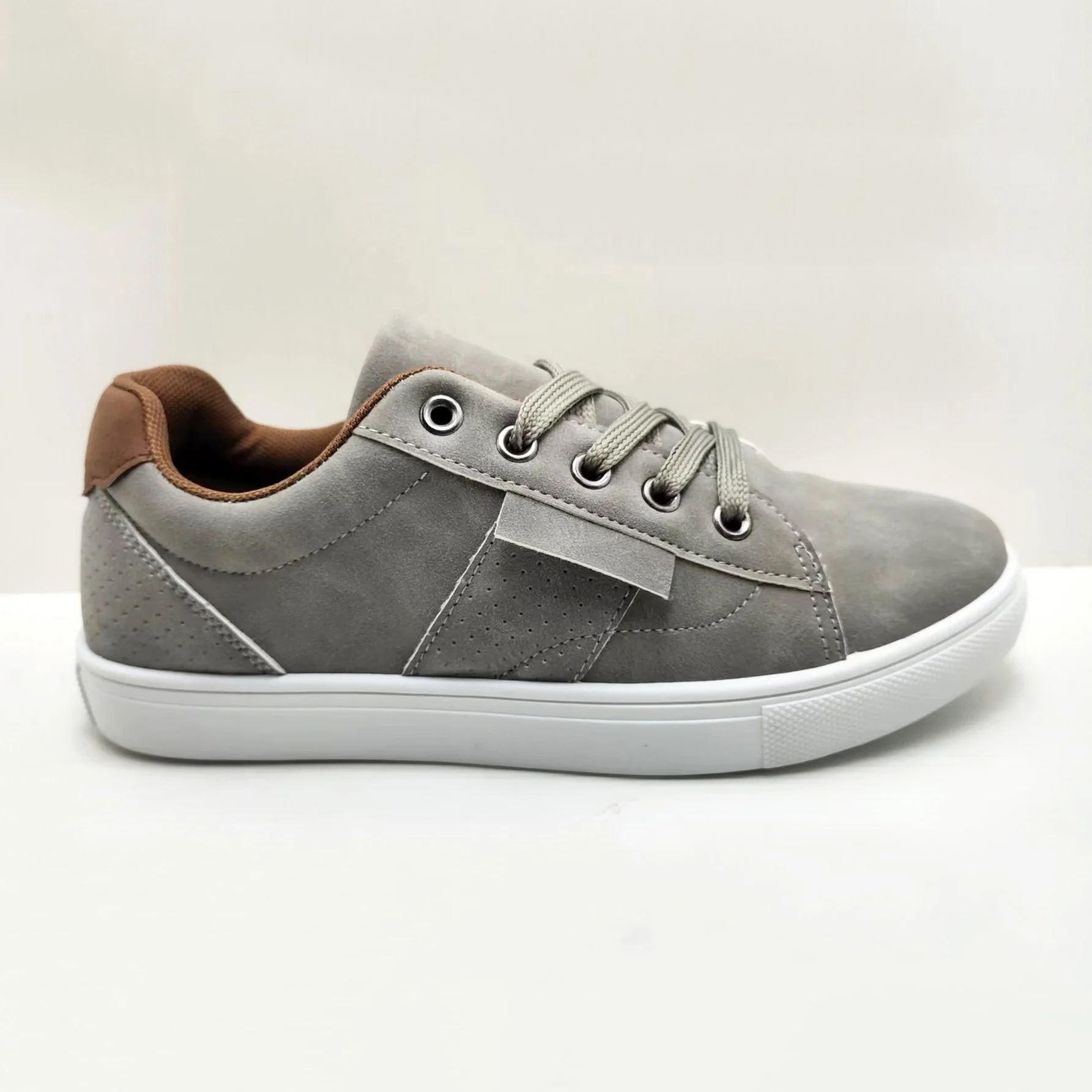 2024 Breathable grey suede shoes women sneakers girls students lace up shoes