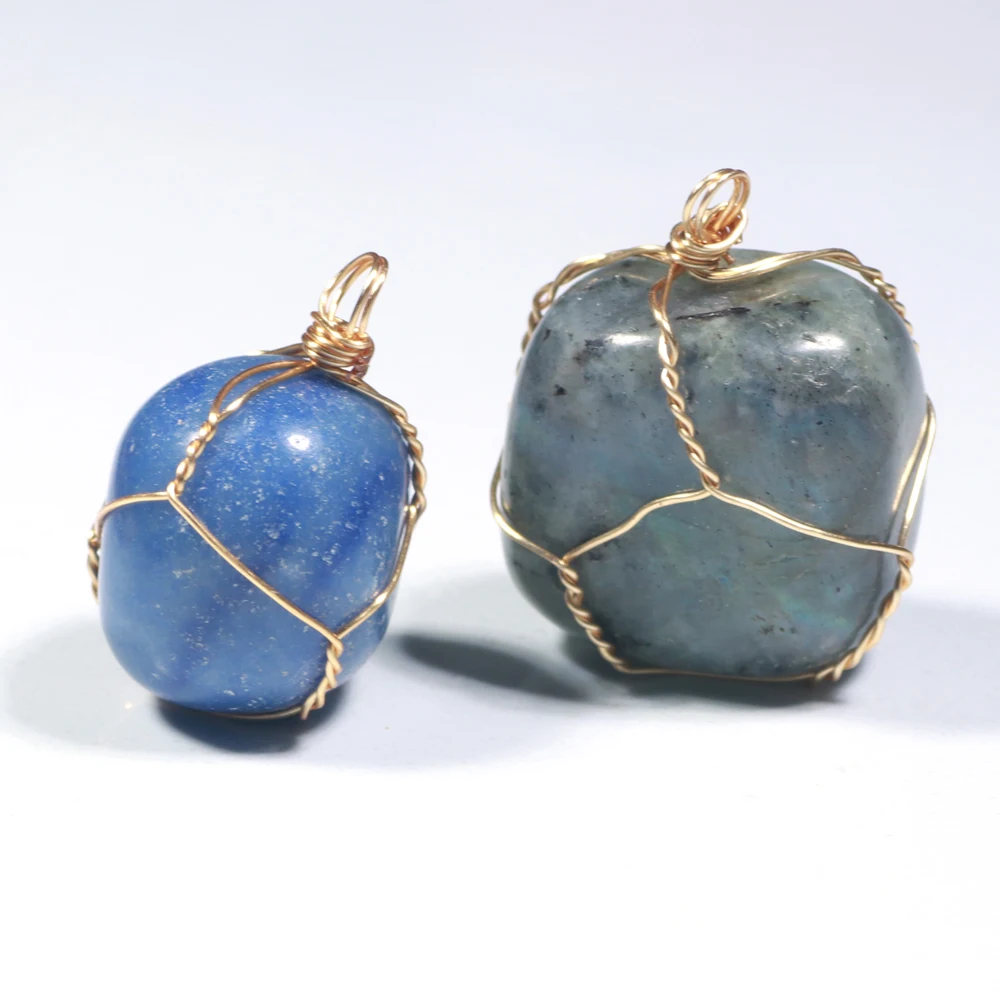 Wholesale Gold Wire Wrapped Crystal Healing Aventurine Clear Quartz Jade Labradorite Tumbled Stone Pendant