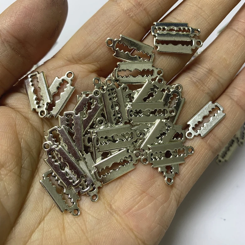16*8mm DIY jewelry accessories personalized pendant mini retro zinc alloy small razor blade charms for necklace bracelet making