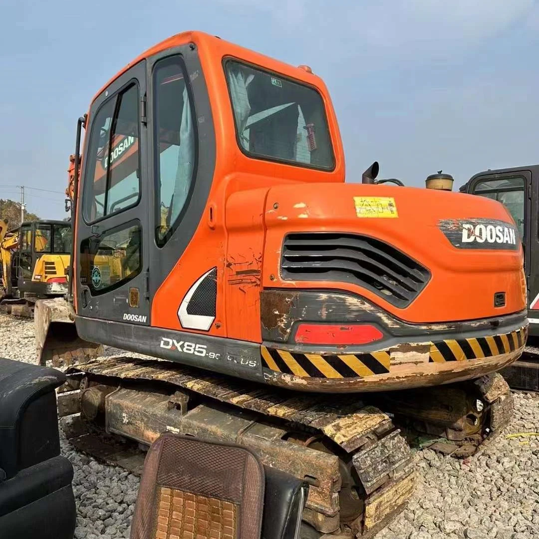 Doosan DX85-9C золотой гидравлический экскаватор первоклассный Подержанный строительный сельскохозяйственный инвентарь насос для двигателя Yanmar