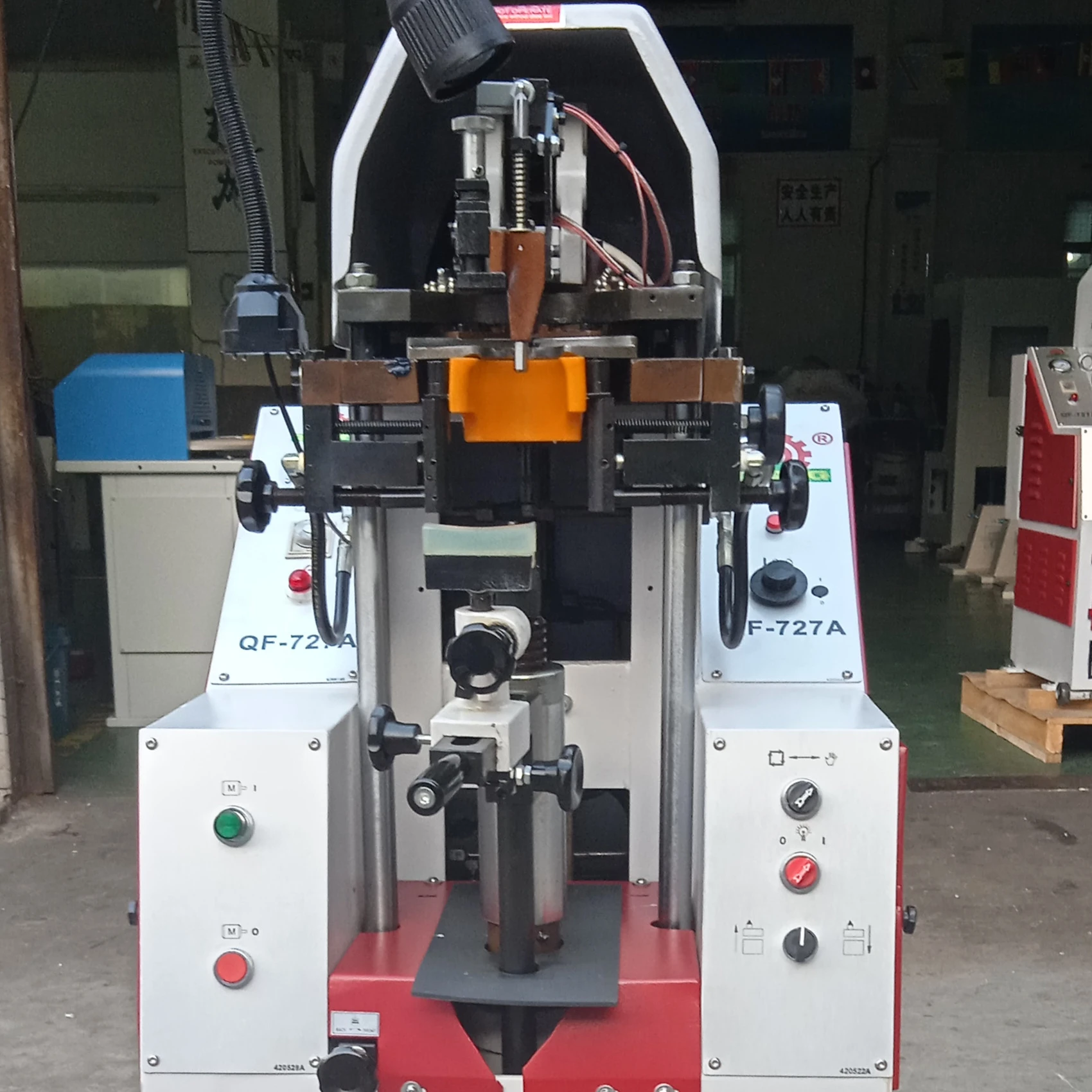 Used shoe machine reconditioned heel lasting machine