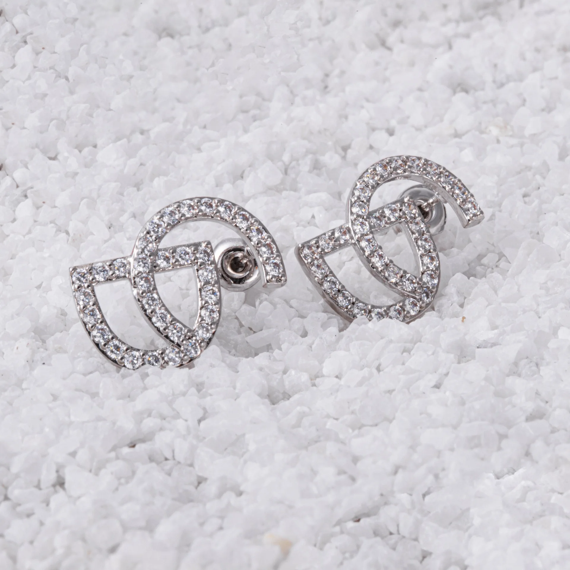 Hip Hop Gold Plated Ladies Stud Earrings Round Cubic Zirconia CD Stud Earrings Products