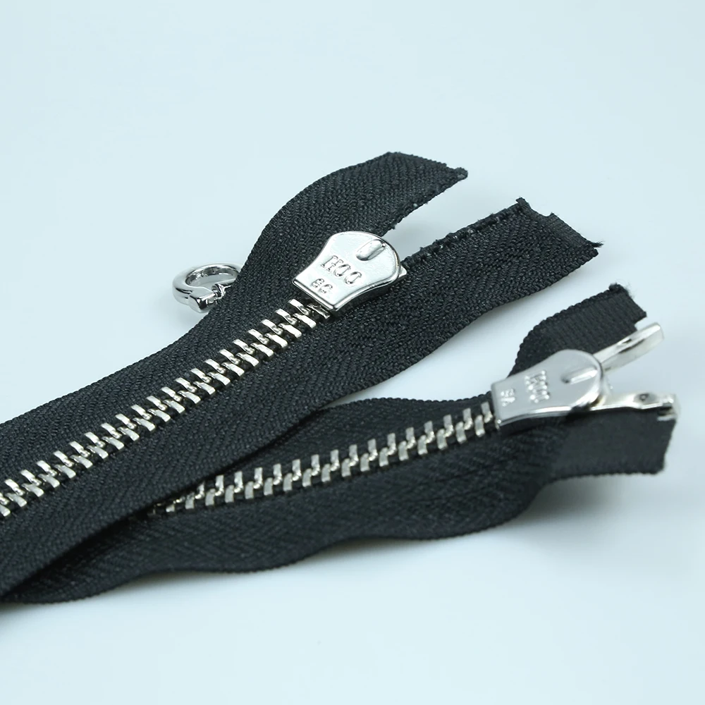 High Quality  popular Custom Black metal two way zippers roll for handbags