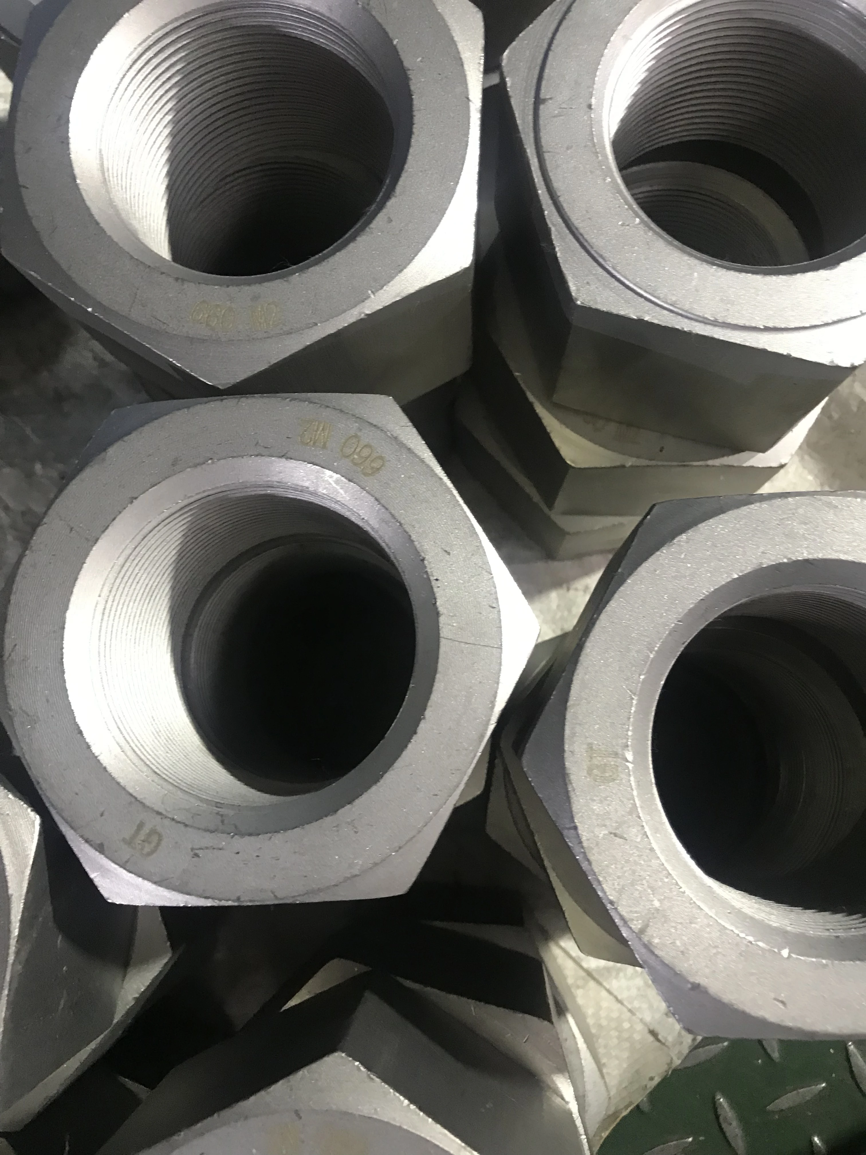 ASTM A453 660 G R.A B C D шпилька с двумя гайками