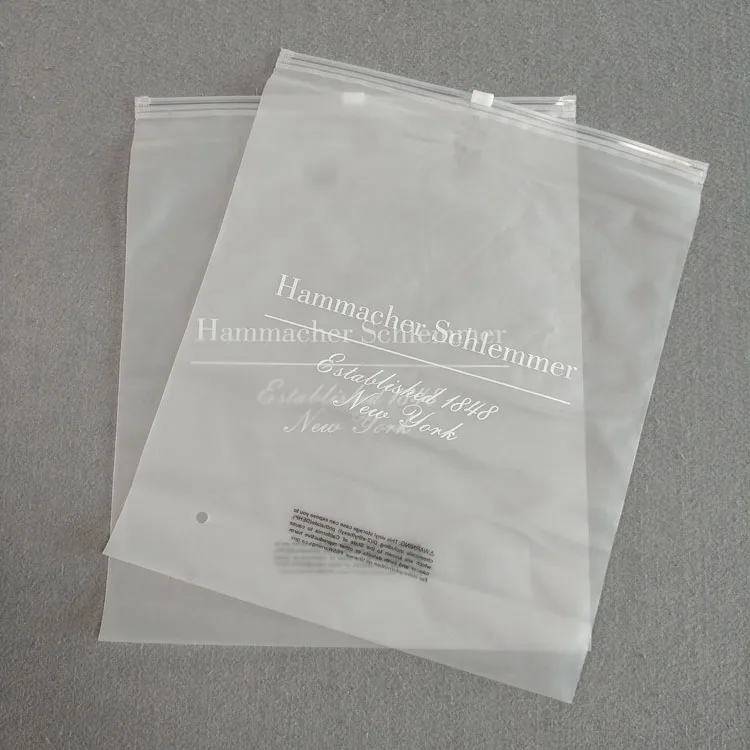 Wholesale Custom Plastic Zip Bags Matte/Frosted Zipper Bag For Clothing Plastic Bag Pouch With Ziplock