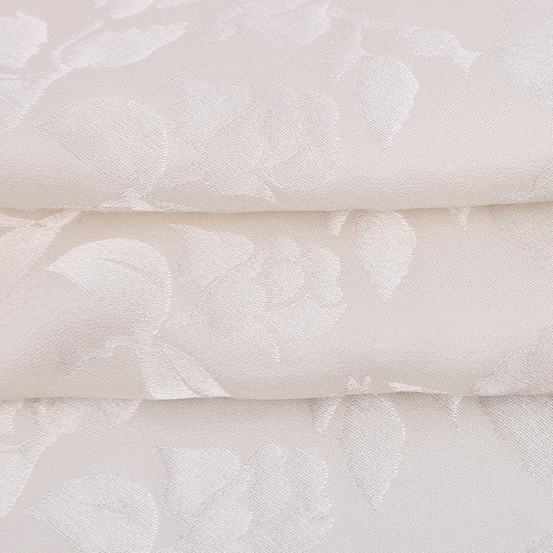 Customized factory directly sale designers flower 100 nature silk fabrics for men shirt