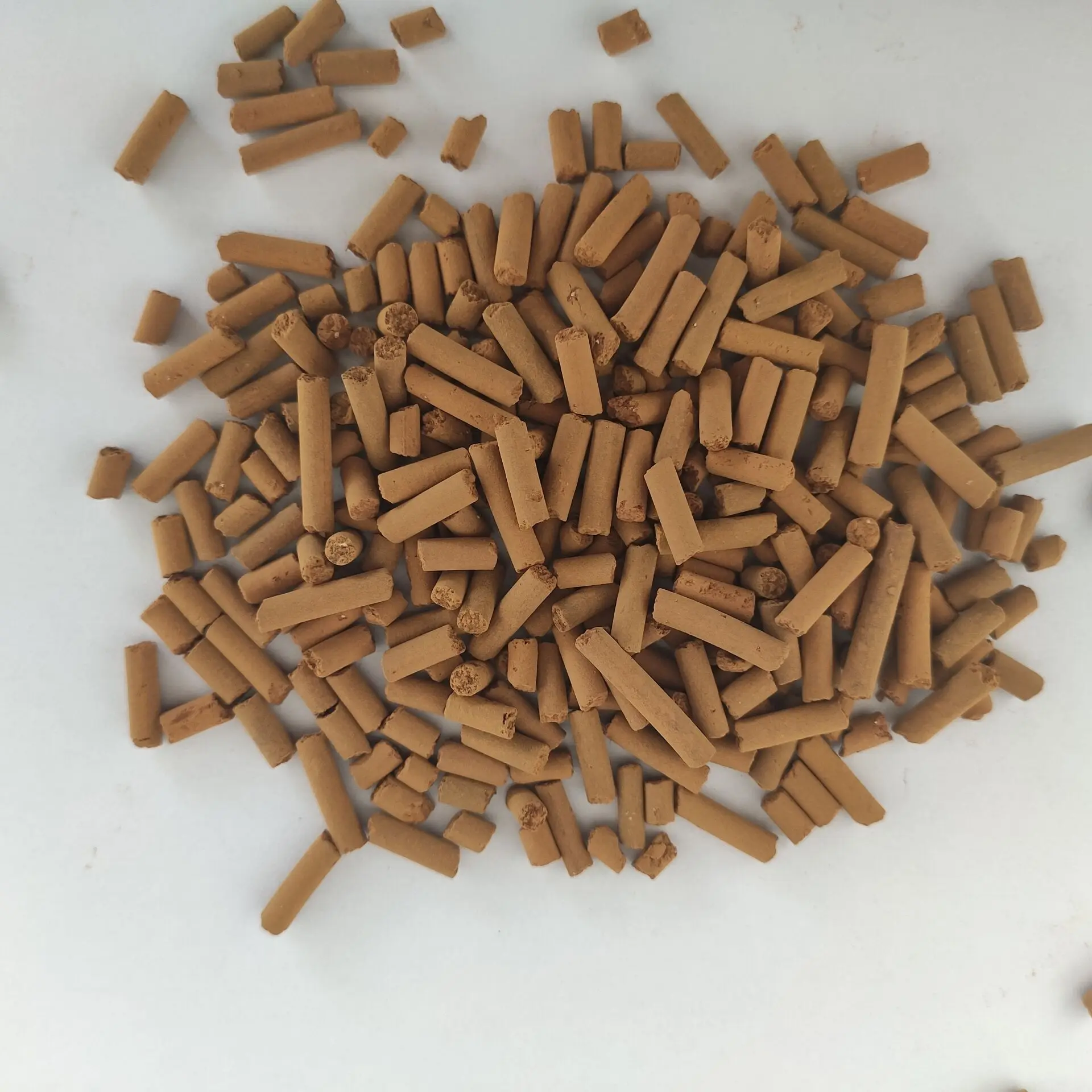 HT-TT sulfide-removal adsorbent