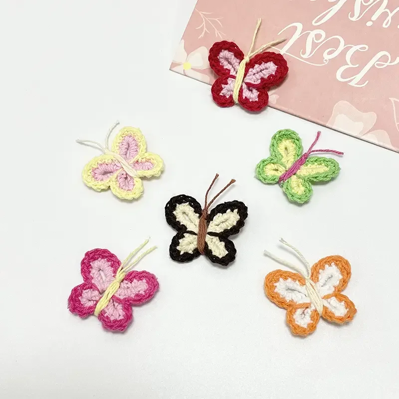 2023 Custom wholesale butterflies crochet fabric iron on patches accessories for kids clothing