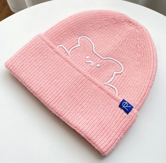100% Acrylic Knitted Winter Beanie Hat for Kids Unisex for Daily Party or Business Scenes to Keep Warm in Winter