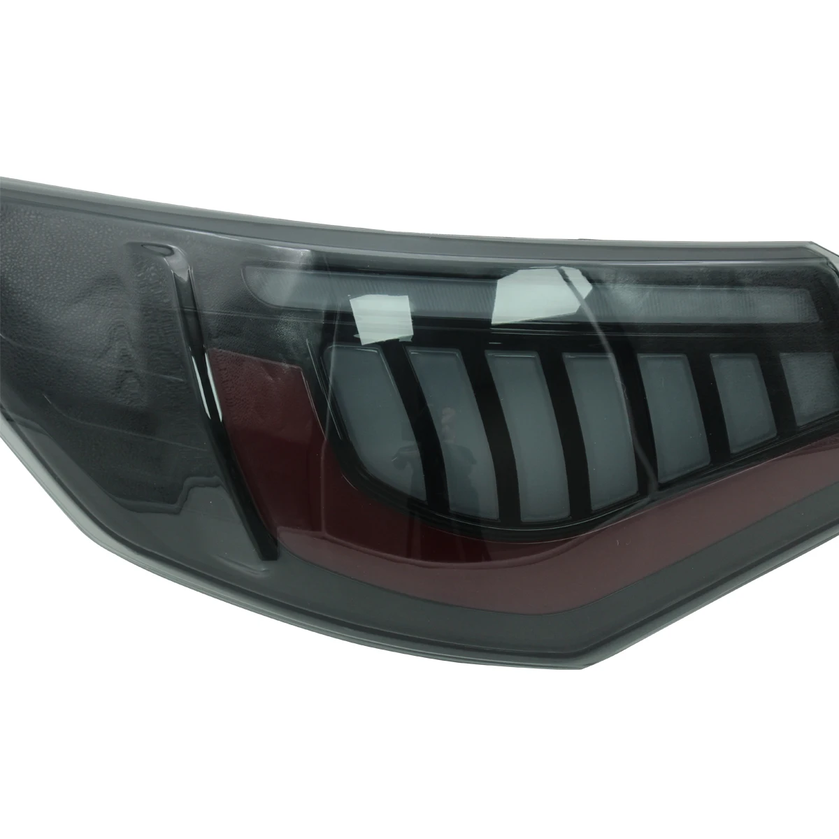 Светодиодный задний фонарь для Nissan Sylphy или Sentra или Pulsar 2019 - 2020 smole color LED, задний стоп-сигнал