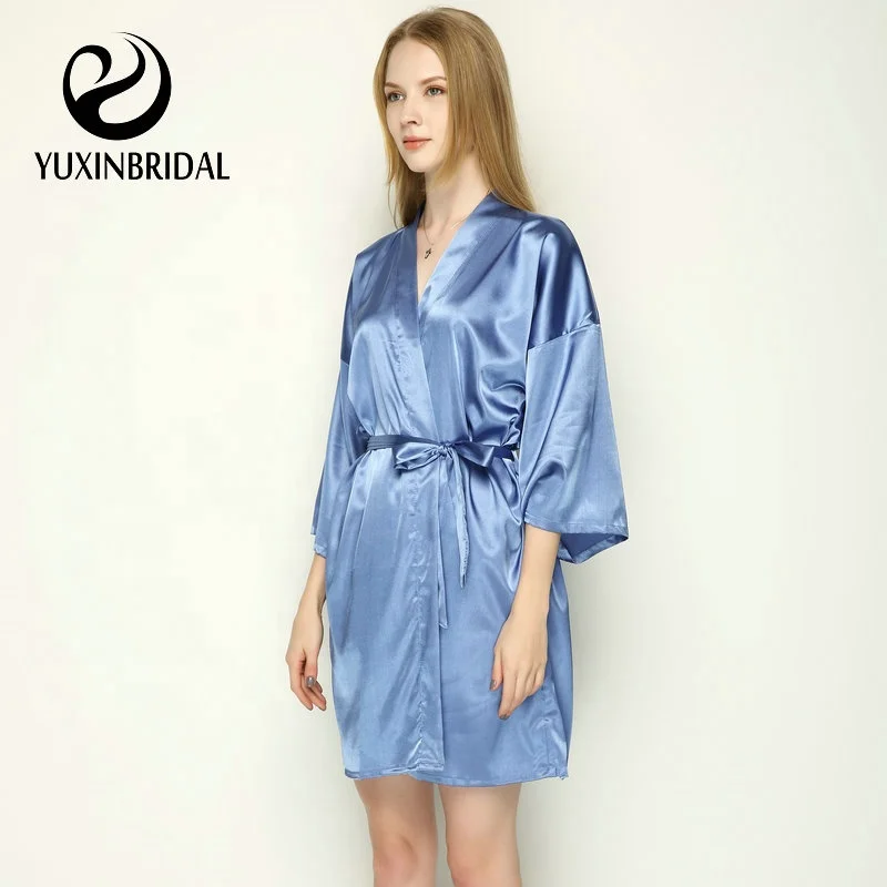 Женский шелковый халат