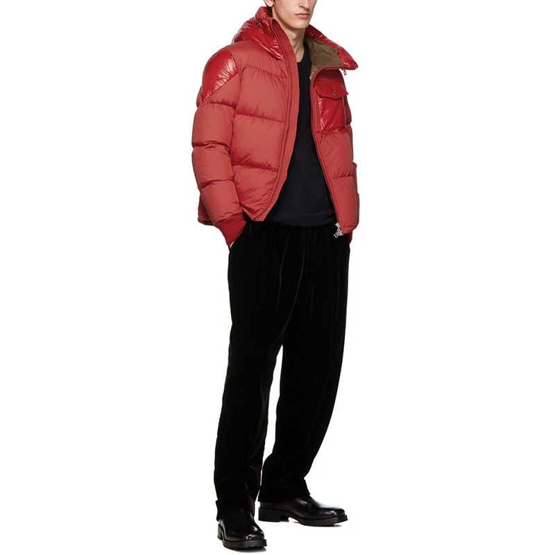 Custom Logo and Brand High Quality Hooded Puffer Quiled Cotton Side Pcokets Zipper Closure Slim Short Length Men Winter Coat