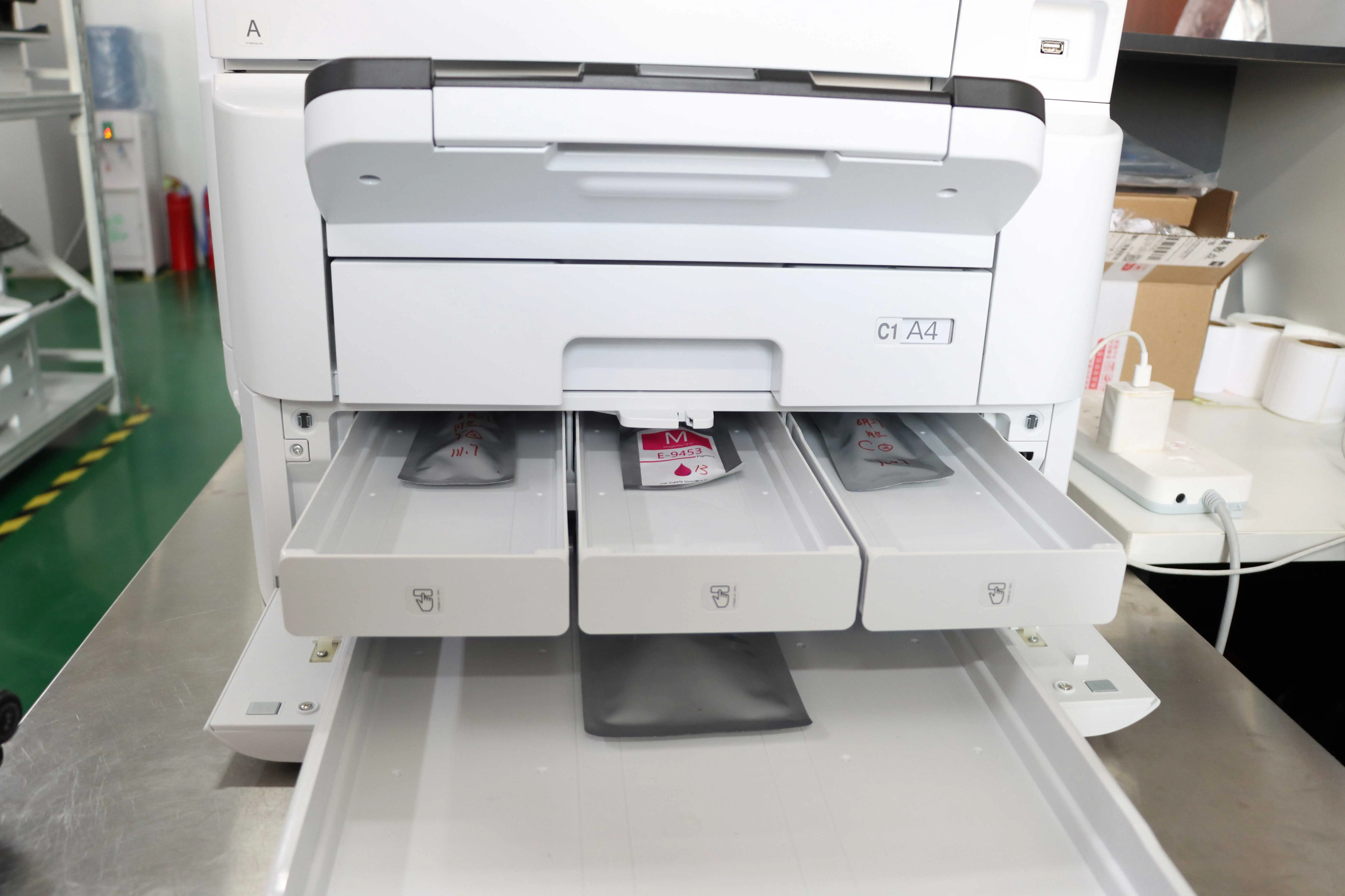 Совместимость для Epson T01D1 T01D100 черный высокопроизводительный пакет чернил производитель и поставщик рабочей силы WF-C529R WF-C579R
