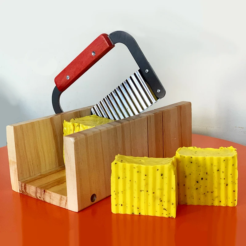 8pcs/set New Design High Quality Multi-function Silicone Wooden Box 1200ml Handmade Soap Molds Soap Cutter Knife with Lids