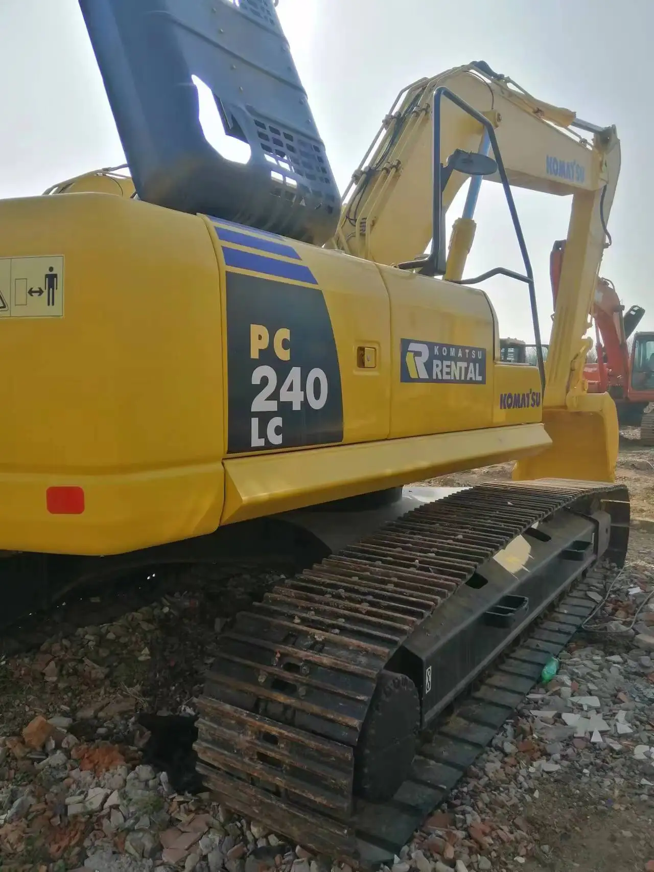 Free spare parts Cheap price Komatsu PC240-8 Japan used komatsu excavator original PC240-8 220-8 used excavator For Sale