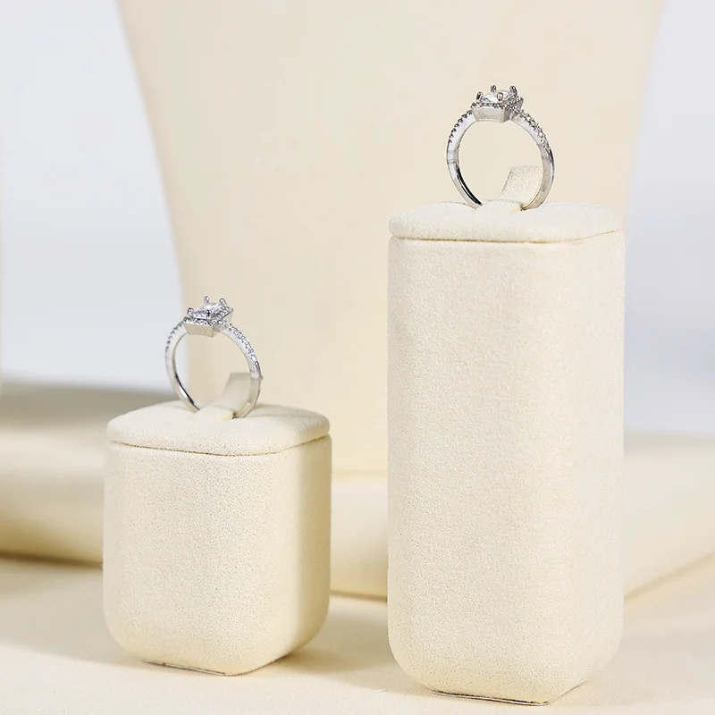 Jinsky Custom  beige Jewellery Display Stand Holder microfiber Luxury Jewelry Display Set