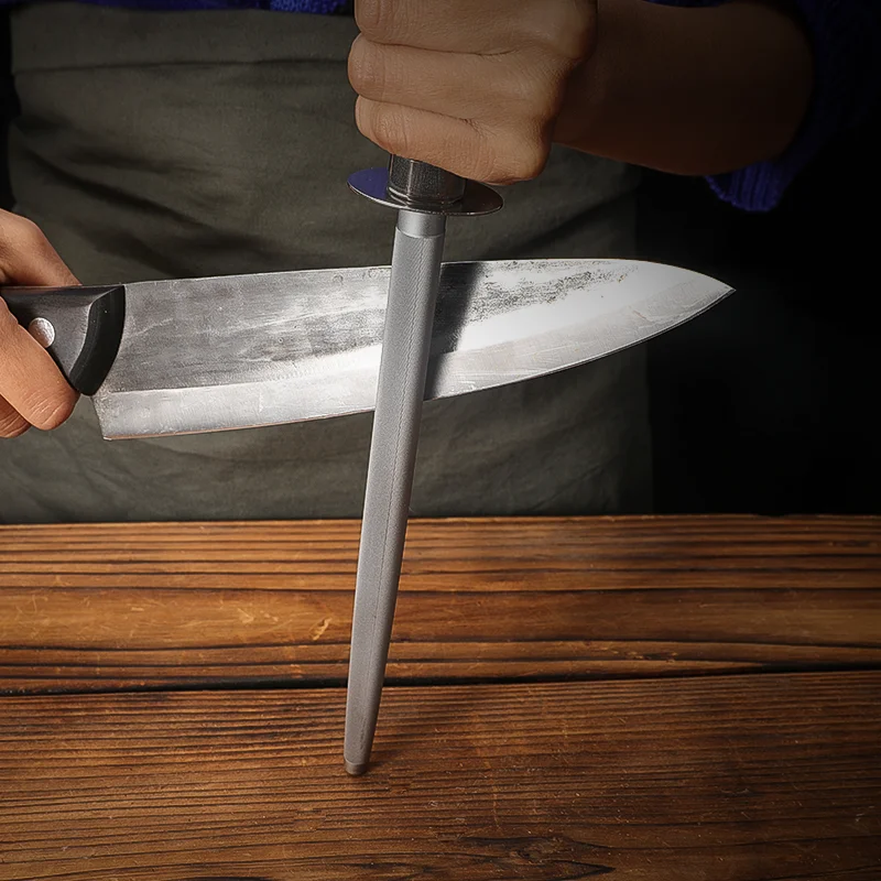 High Quality Carbon Steel Fine Grain Sharpening Rod Butcher Special Quick Manual Knife Sharpener With Wood Handle