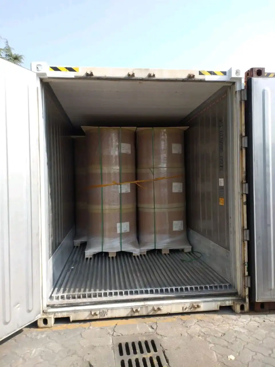 Wholesale 106GSM Thermal Paper Jumbo Roll 57x50mm Size Double Layer for Cash Register POS Machine from Europe