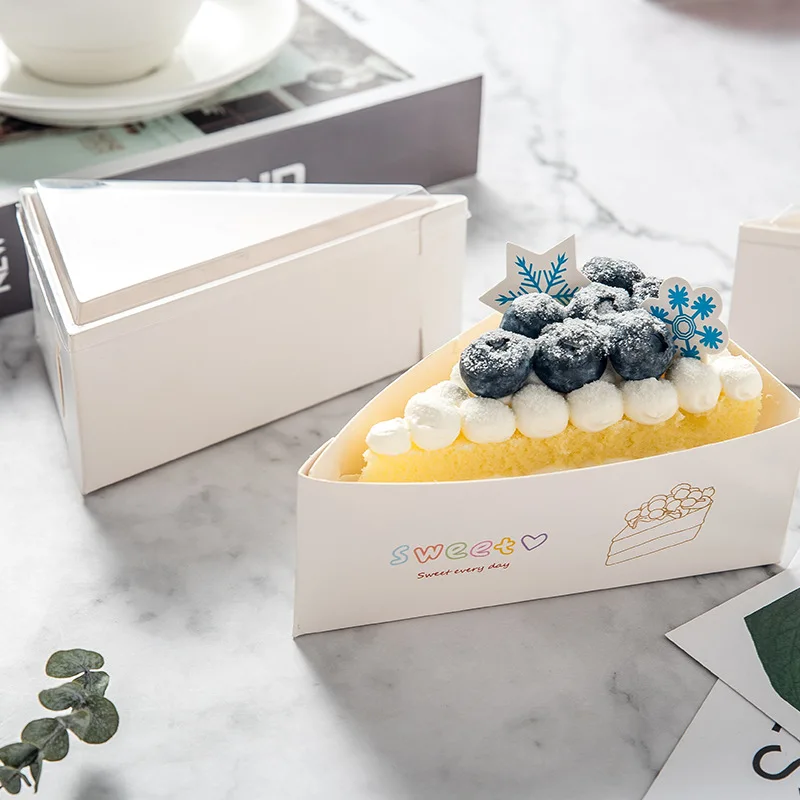 NOCI Custom Printed White Triangular Christmas Dessert Pastry Melaleuca Mousse Baking Cut Diced Packaging Triangle Cake Box
