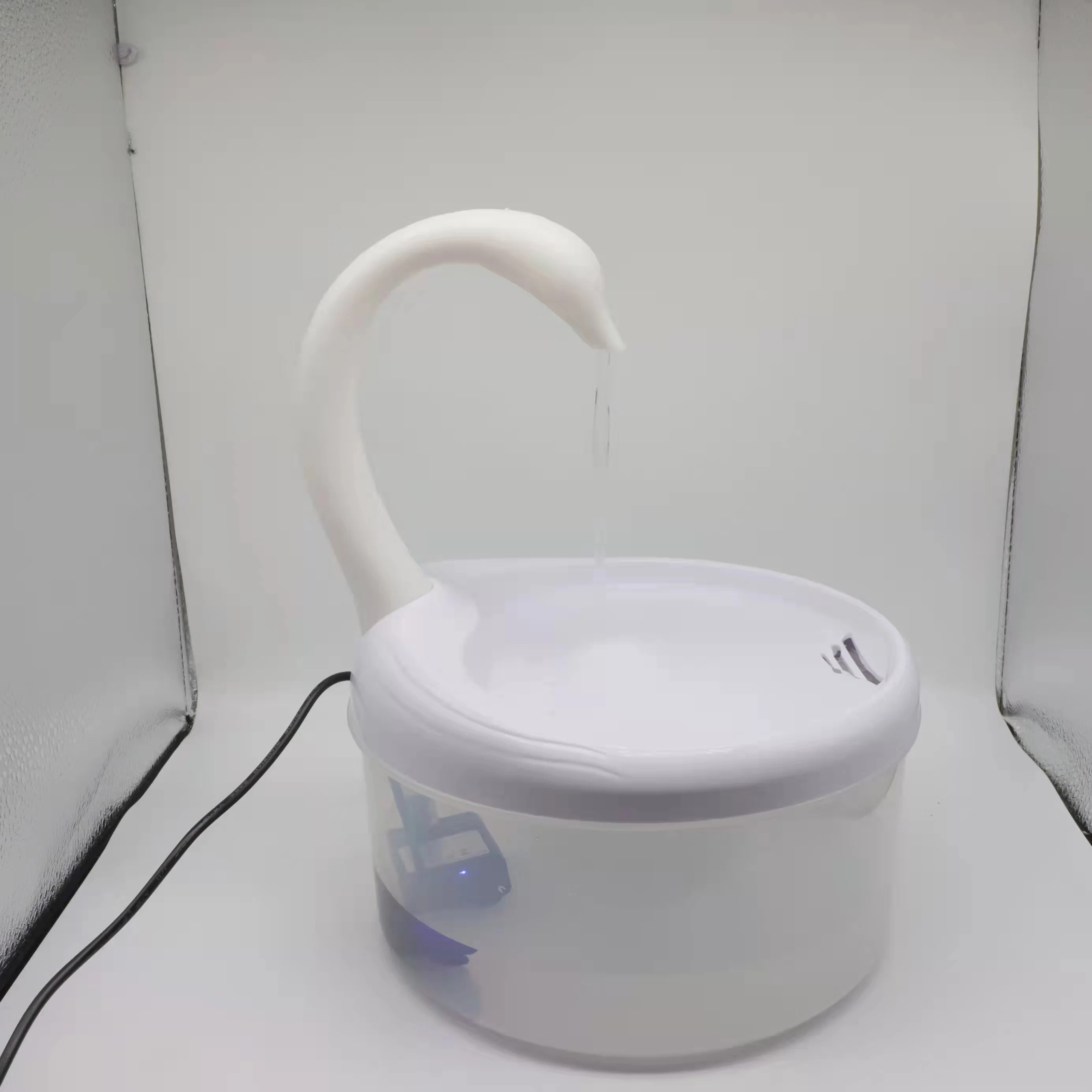 China Manufacturer Cheap Drinking Water System For Pet Cats And Dogs