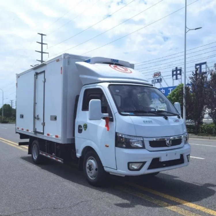 Dongfeng Tuyi Small Diesel Refrigerated Truck Easy to Drive and Fuel-Efficient for Your Needs