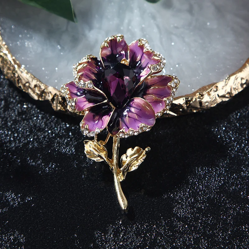 Customized Unisex Cloth Flowers Brooch Trendy Crystal Glass Stone Creative Enameled Purple Flower Brooch Pins For Lady
