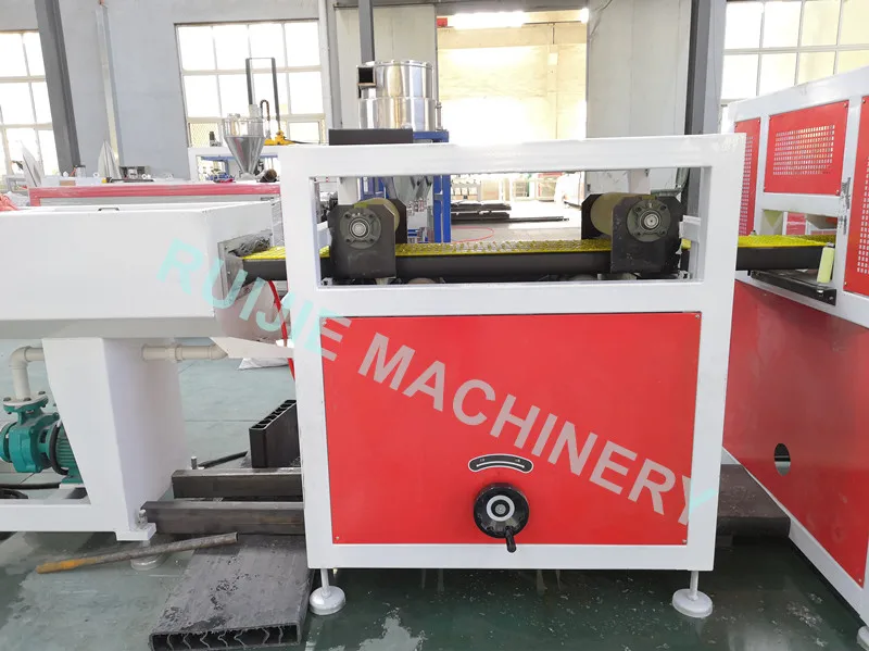 Extruder Machine For Produce HDPE Non-slip Ocean Marine Pedal For Aquaculture Farming Swimming Pool Water Platform Farming