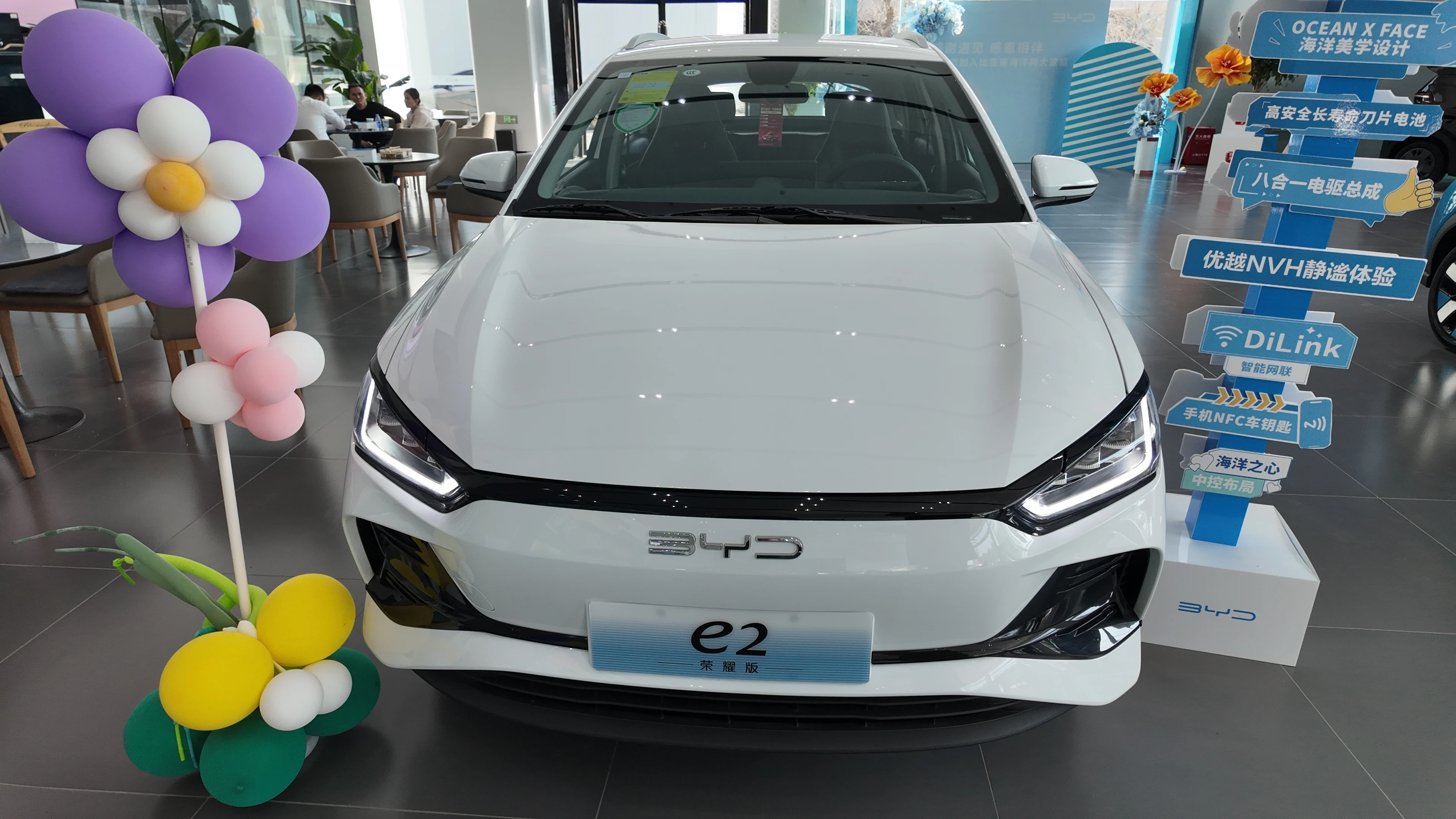 Новый Ev BYD E2 2023 роскошная модель сделано в Китае высокоскоростной автомобиль электромобиль Byd седан Китай