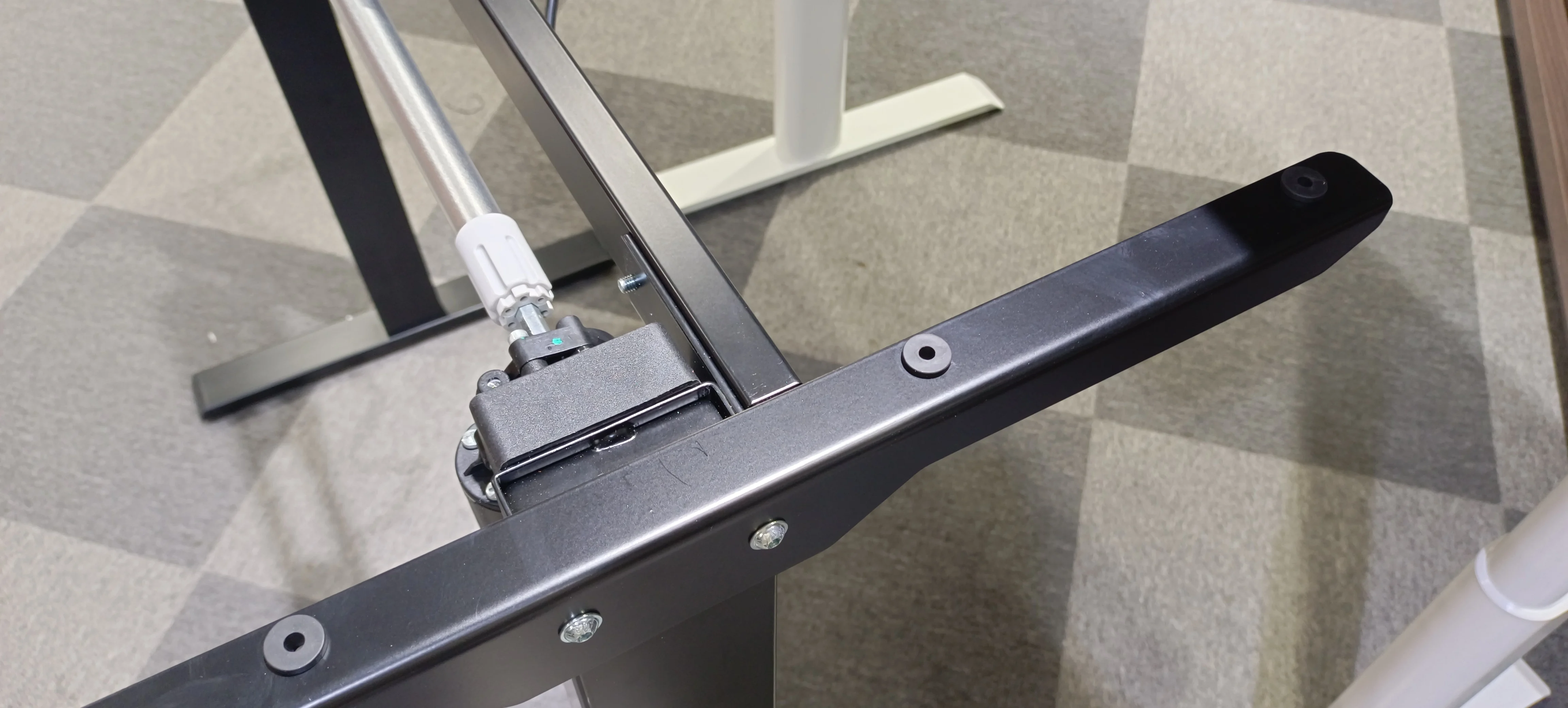 Ergonomic electric standing desk Computer table games Work height adjustable retractable table for home office