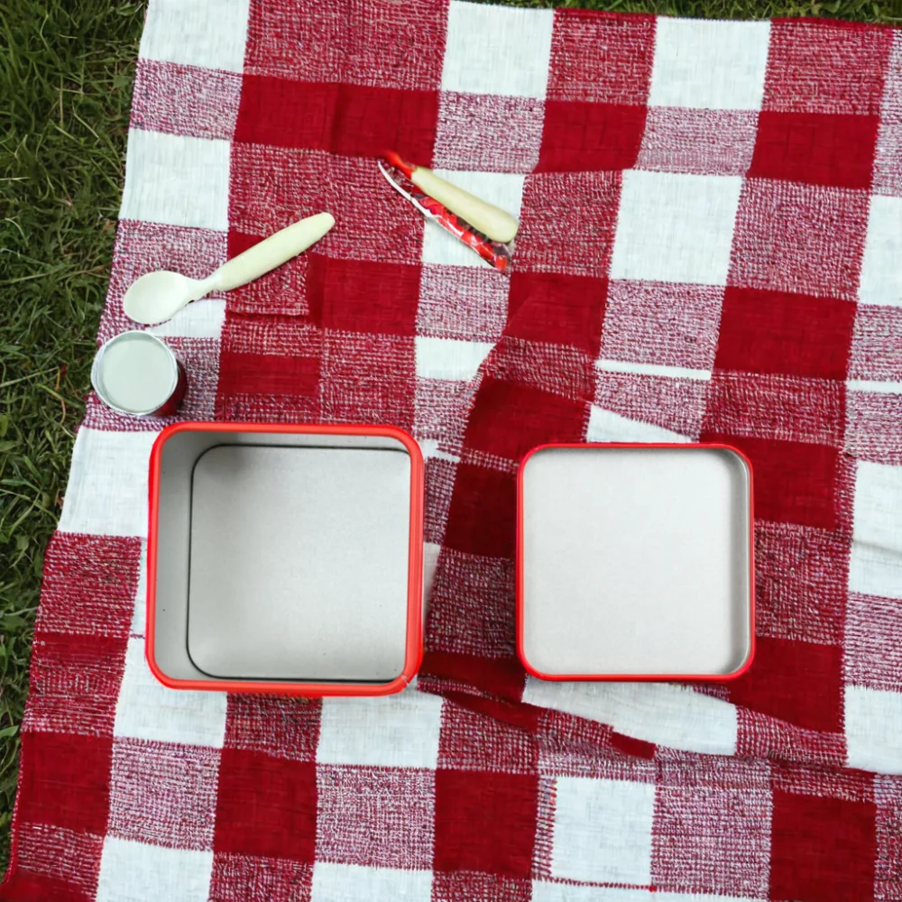 Newly Designed Custom Brand Boutique Carrier Foldable Reusable Airtight Paper Gift Box for Candle Candy Chocolate Storage