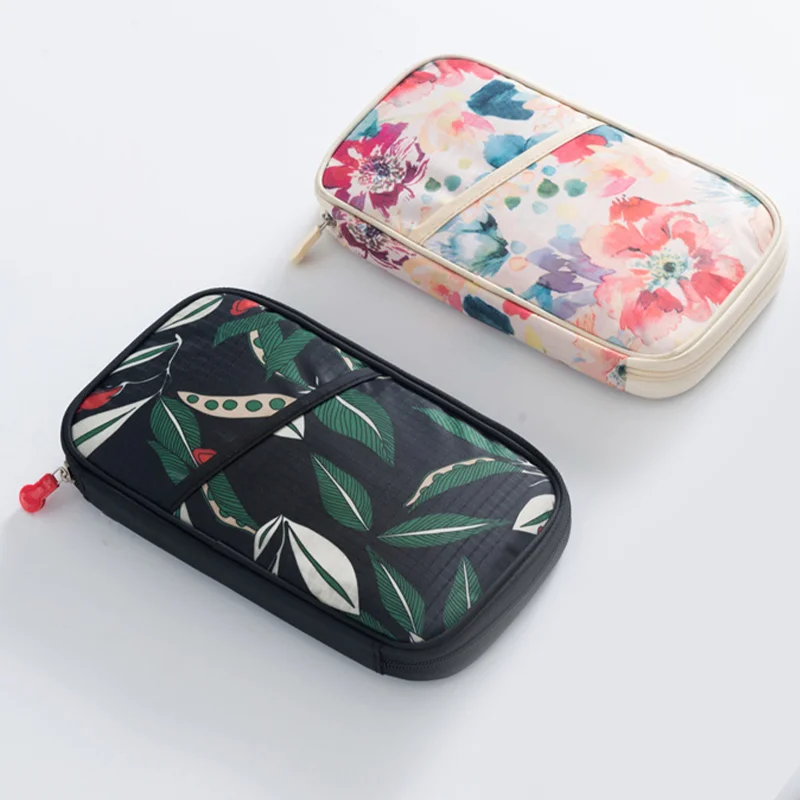 Travel Bag Factory Direct Sales Well Organizer, Printing Passport Holder Wallet With Wristlet Strap