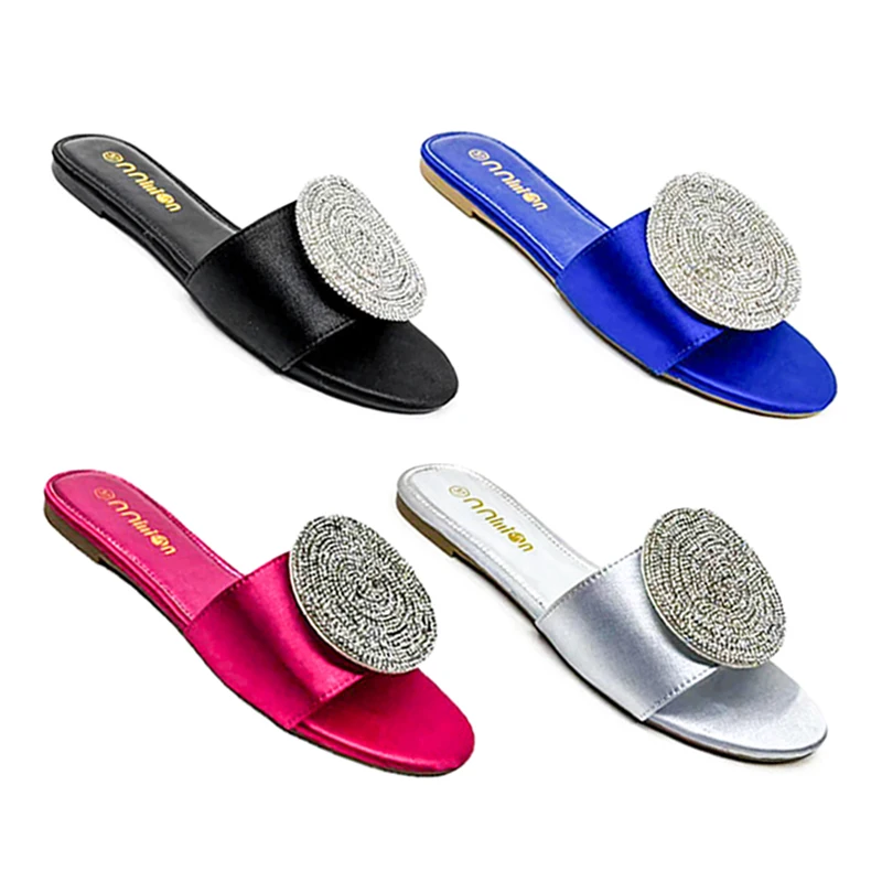 Fancy Wholesale Lady Shiny Slipper Footwear PU Leather Crystal Diamond For Summer Outdoor Women Flat Slide