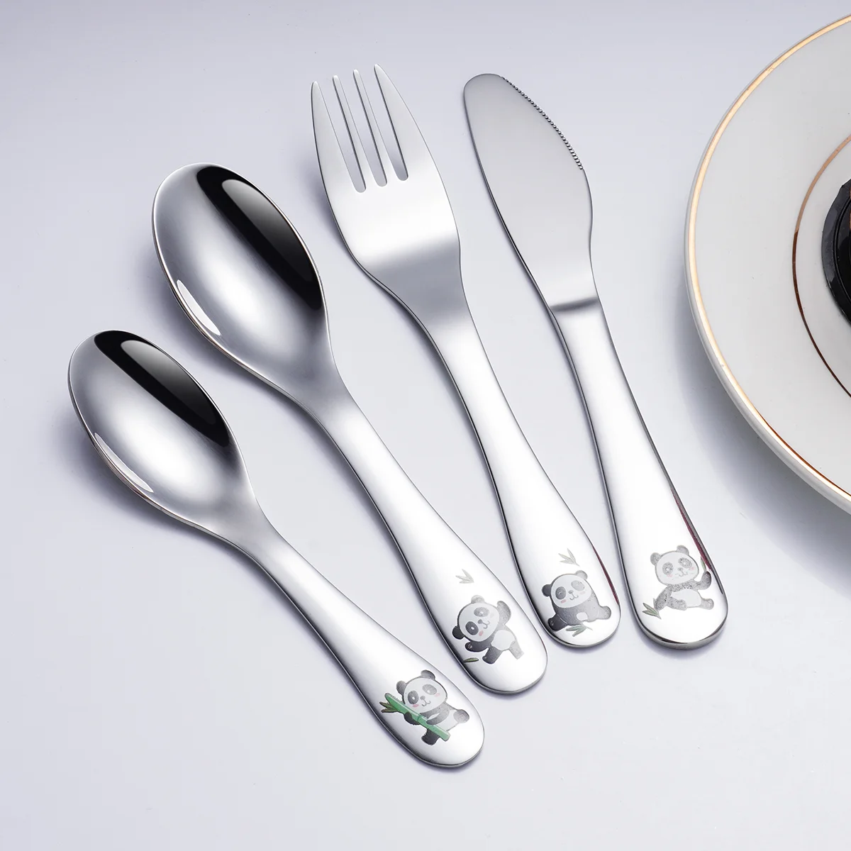 Wholesale Popular Cute Cartoon Animal Kids Flatware Cute Children Tableware Stainless Steel Baby Cutlery With Funny Pattern