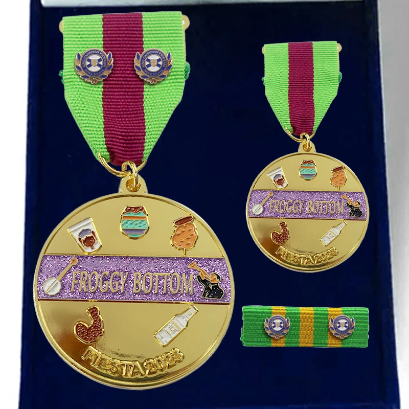 Factory price customized various shapes and colors award honor medal and badge set