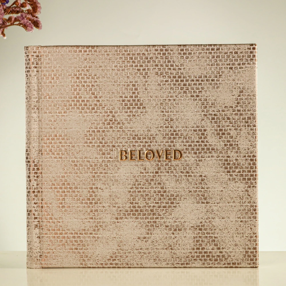Hot sale design classic leather elegant 10x10 and 15x15 romantic wedding photo album