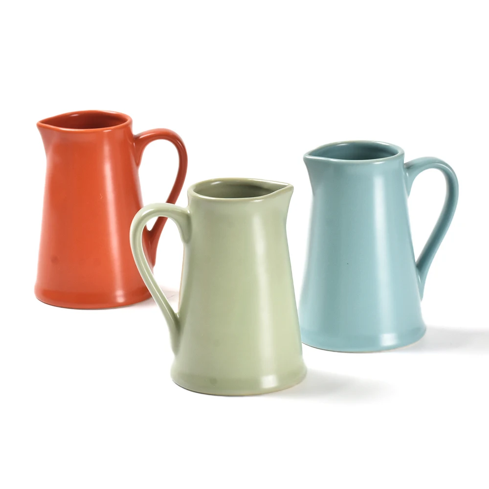 Factory Direct Sale Large Capacity Painted Can Be Customized Water Bottle Ceramic Small Milk Jug With Handle