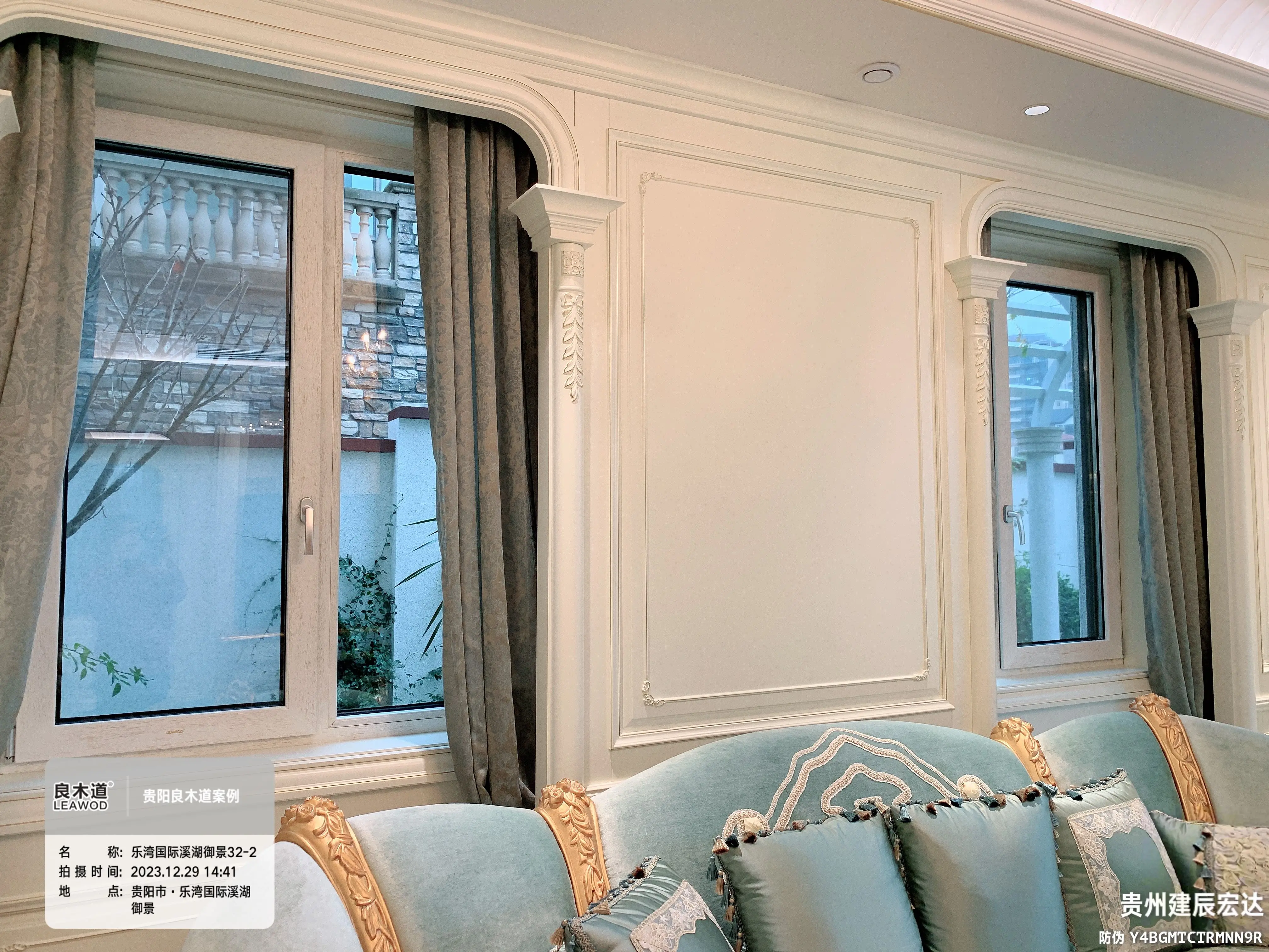 High-end Custom Timber Aluminum Windows For House Wood Thermal Break Aluminum  Grill Window Design with Silver Low-E Glass