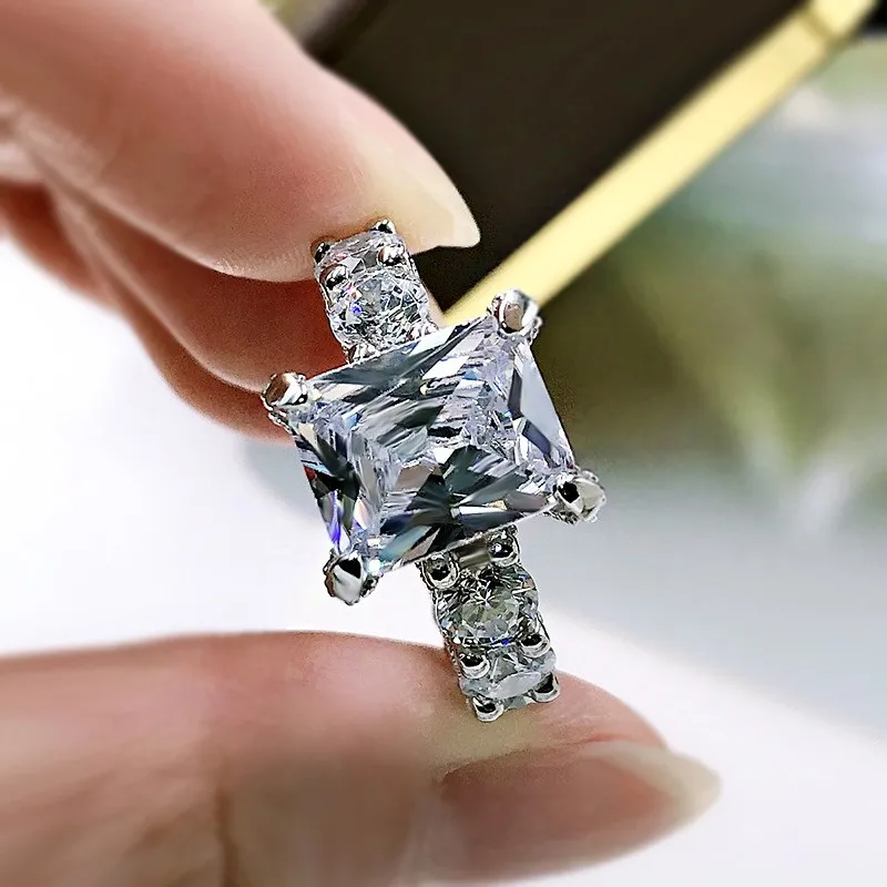High Quality S925 Sterling Silver 925 Rectangular 5 Carat Artificial Diamond Zircon Engagement Wedding Ring Women Jewelry