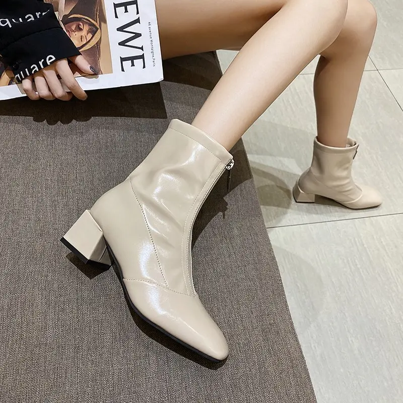Factory Wholesale Latest Design Fashion Trend Patent PU Leather Ankle Boots Women