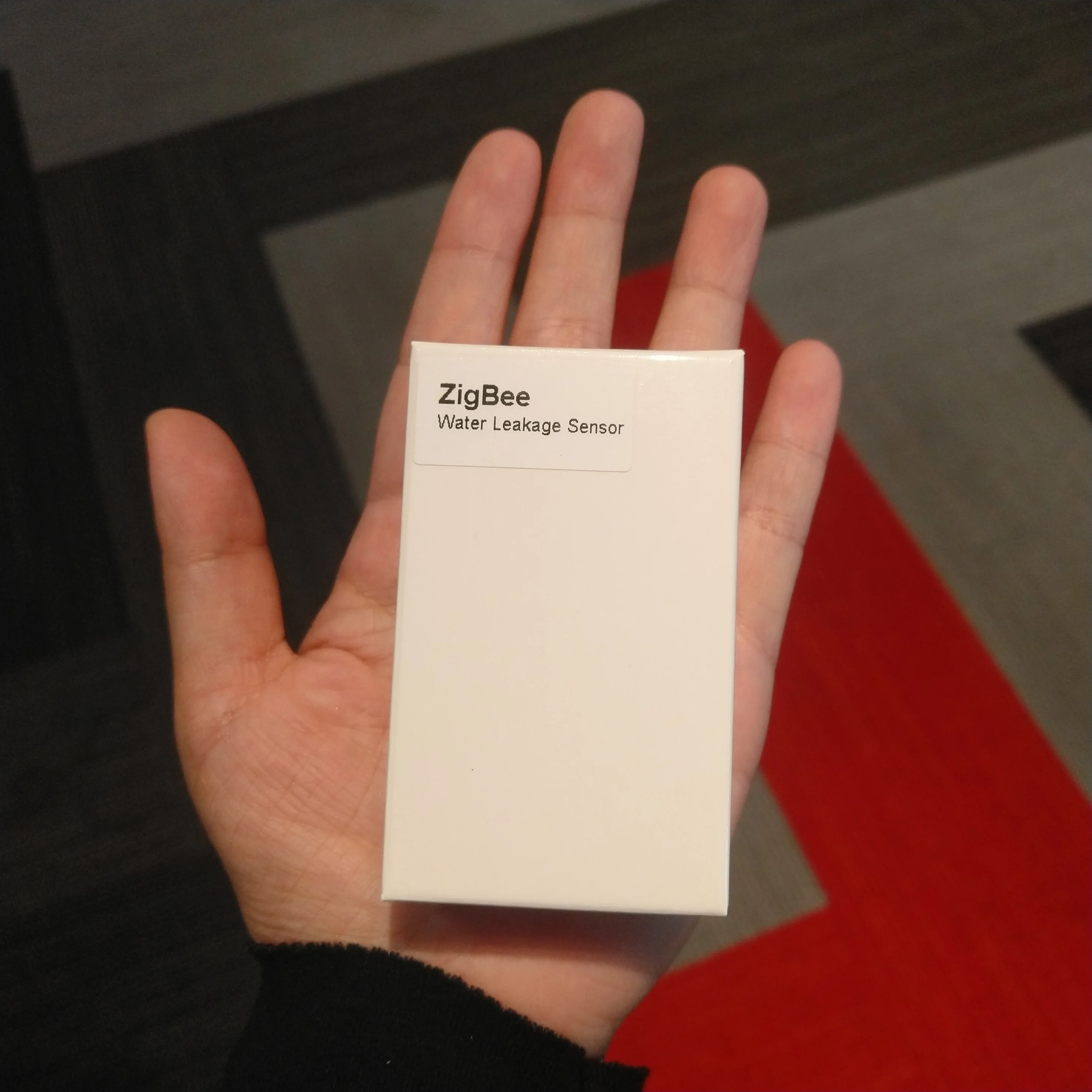 Беспроводной смарт-детектор утечки воды Tuya работает со шлюзом Zigbee 3 0 по заводской цене