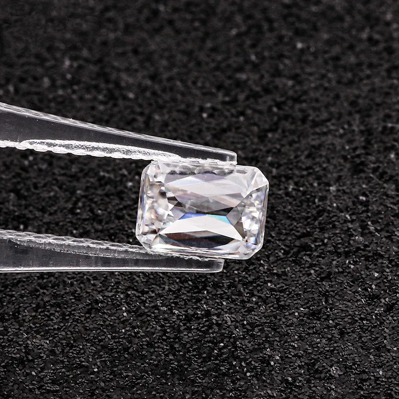 Redoors Special Diamond Cutting Moissanite Loose Stones DEF 77 Facets Emerald Cut VVS White Moissanite Stone On Sale
