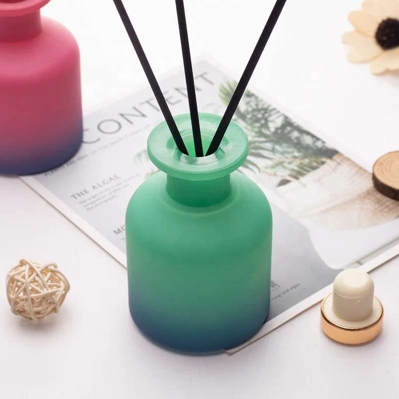 Luxury 50ml 100ml Empty Embossed Aroma Reed Diffuser Bottle With Cork Stopper
