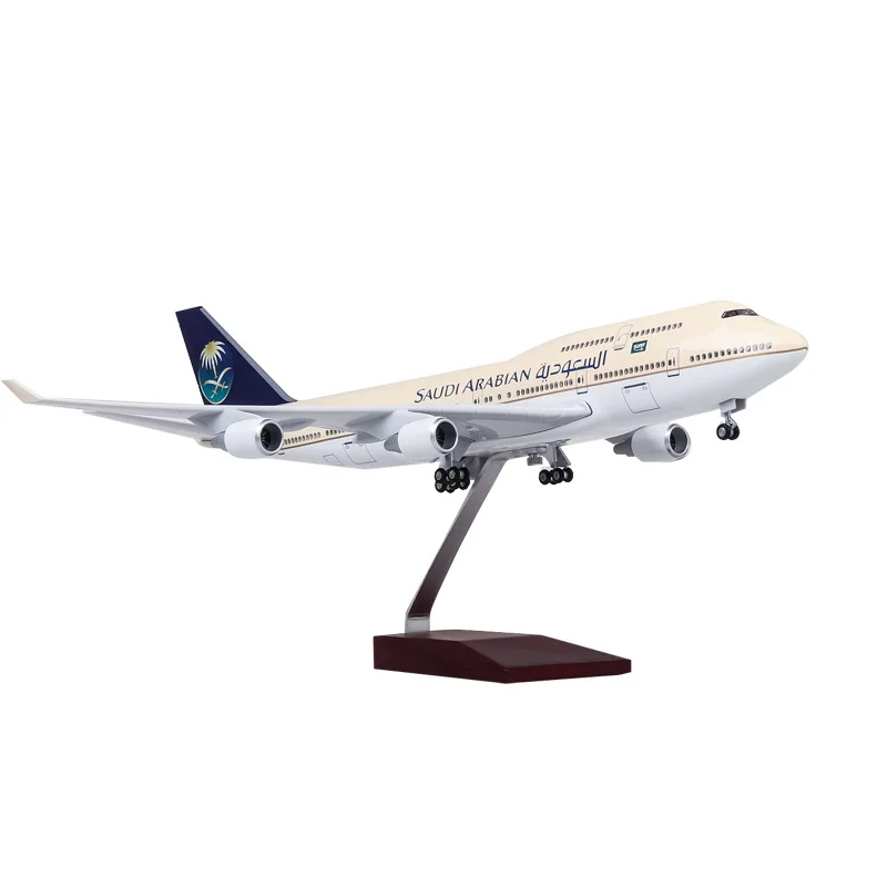 1/150 Scale 47CM Saudi Airlines Boeing 747-400 Aircraft Model Civil Aviation Passenger Aircraft Simulation Gift Decoration