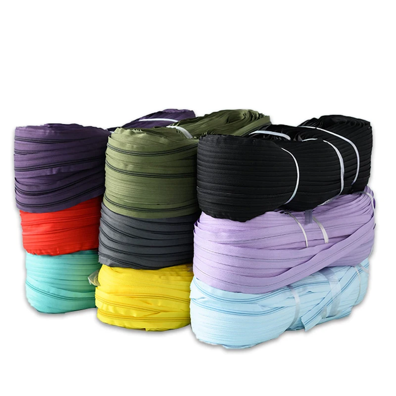 Manufacturer Nylon Zipper Raw Black Dying Rolls Size 5 Tape Nylon Zipper Long Chain Nylon Zipper For Bag