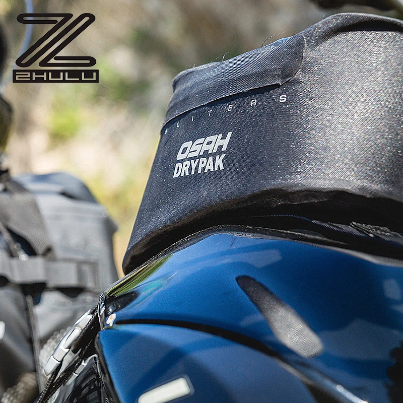 Hot Selling Fashion Portable Reflective Waterproof Motorcycle Tank Bag