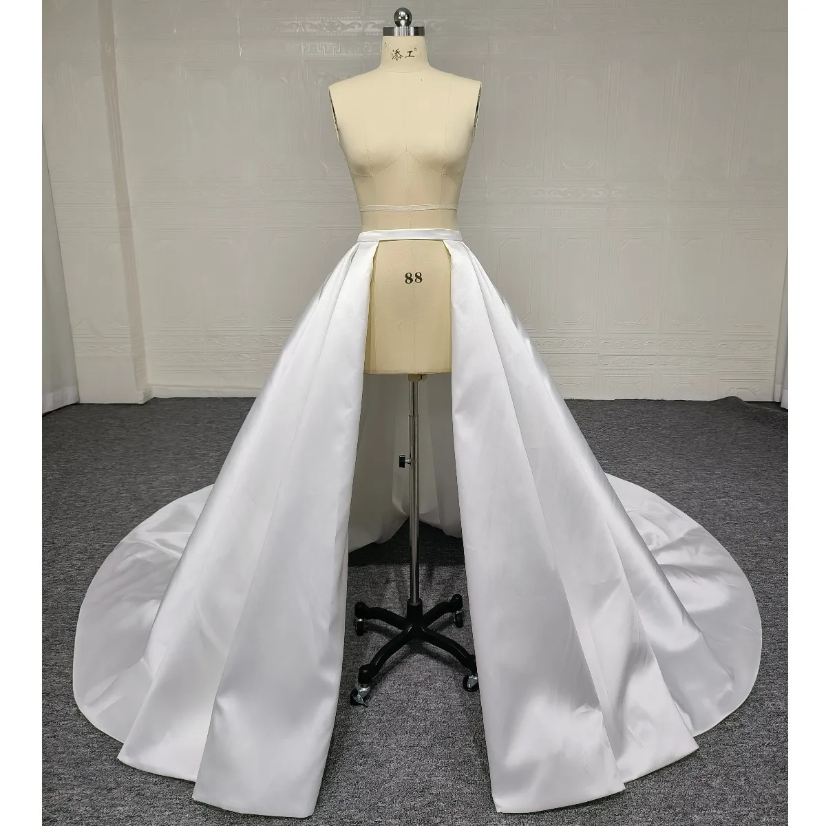 bridal detachable train skirt train simple bridal marriage wedding day overskirt